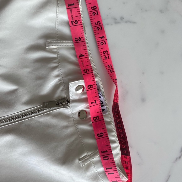 I AM GIA WHITE VINYL PANT - Picture 6 of 6